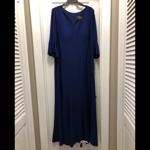 Alex Evenings Dresses & Skirts - Alex Evenings Gown